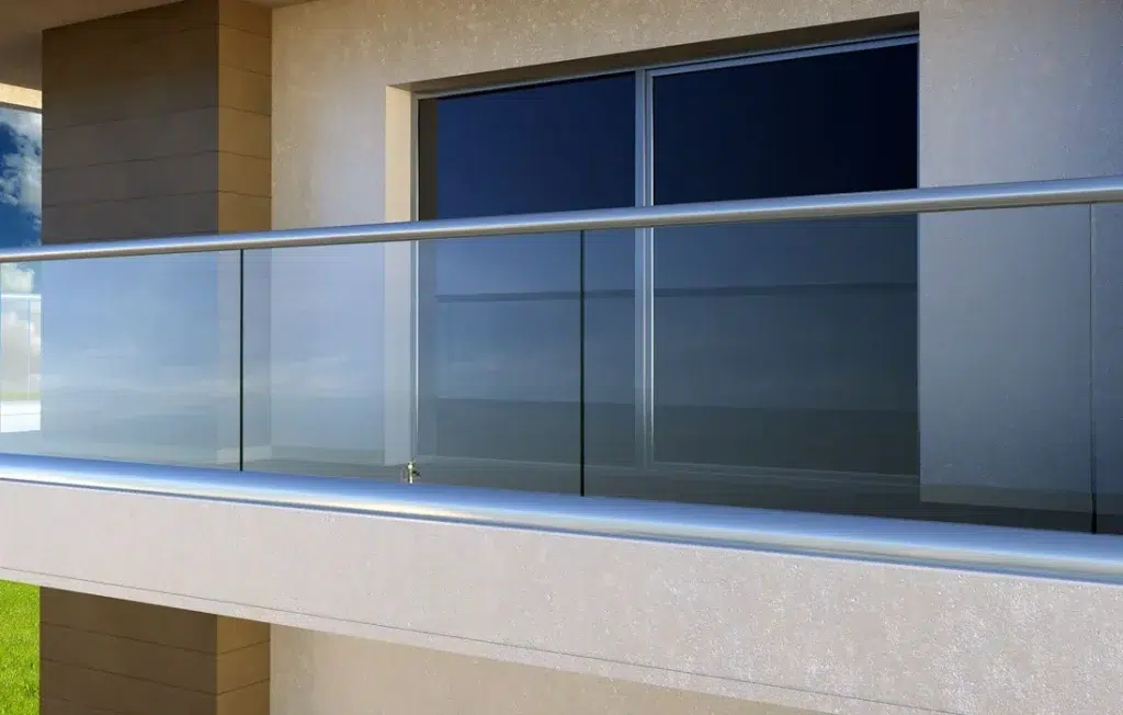 قیمت انواع نرده شیشه ای بالکن و تراس در چالوس