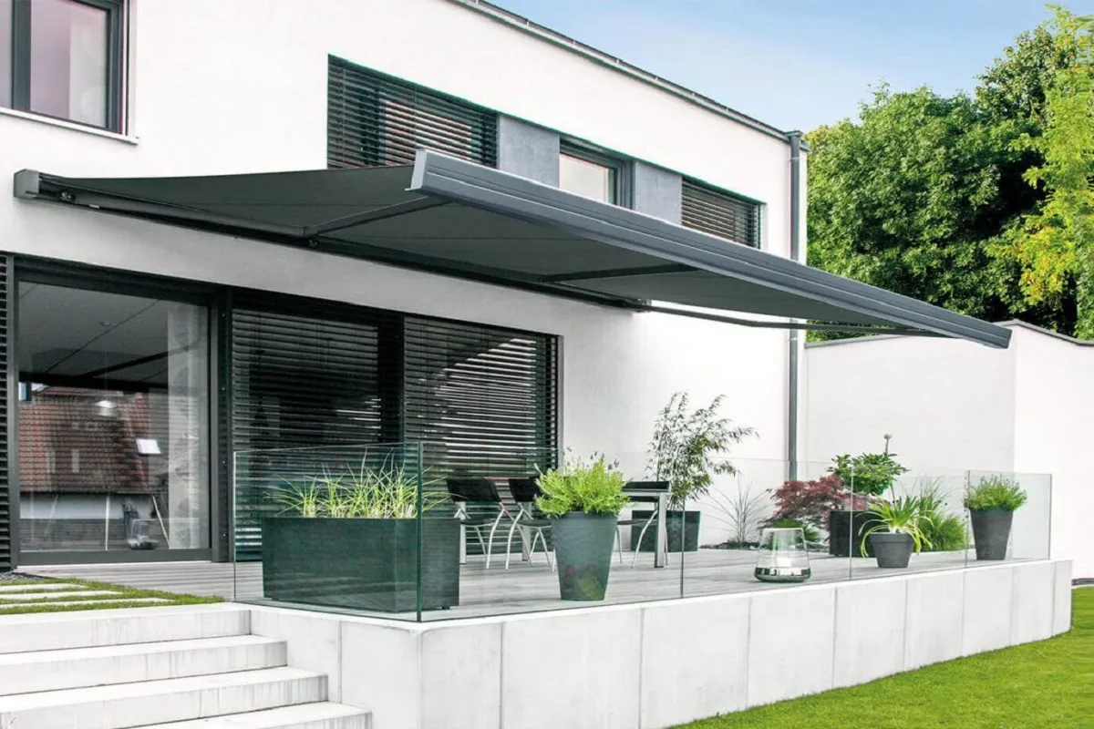 مهم ترین ویژگی های یک سایبان استاندارد مخصوص بالکن